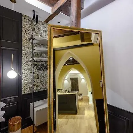 Under Bridge, Terremarine