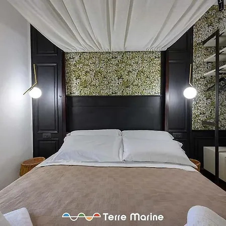 Under Bridge, Terremarine Appartement *