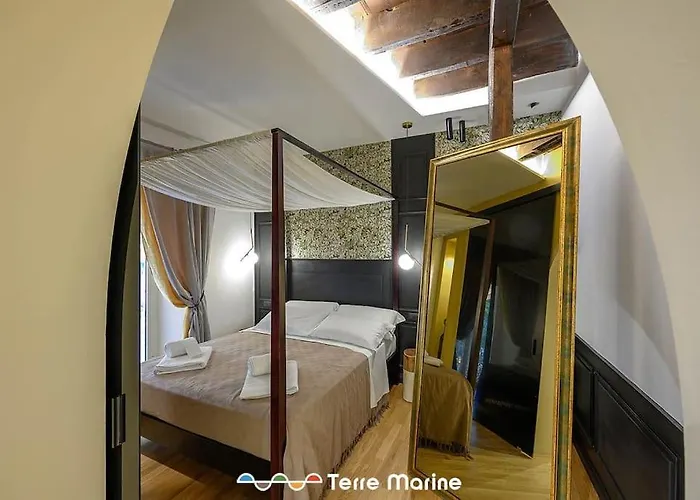 Apartman Under Bridge, Terremarine La Spezia